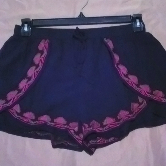 Cute Double Layer Hollister Shorts - Picture 1 of 3